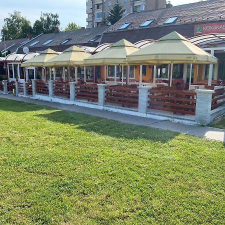 Hotel Kiskakas Etterem Zalaegerszeg Zewnętrze zdjęcie