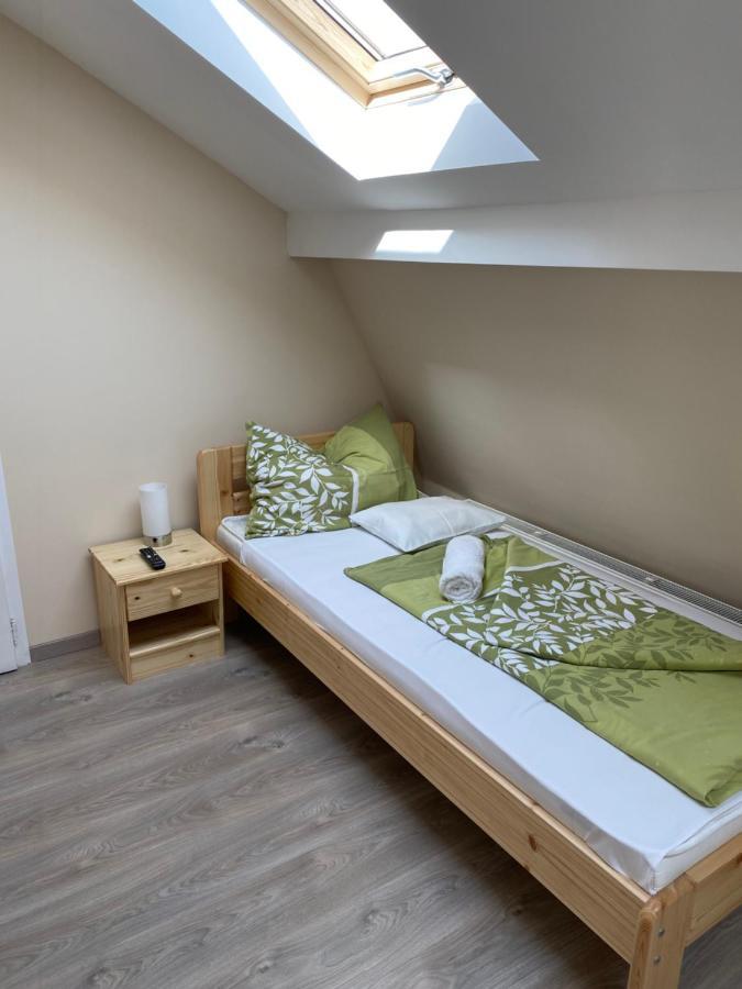 Hotel Kiskakas Etterem Zalaegerszeg Zewnętrze zdjęcie